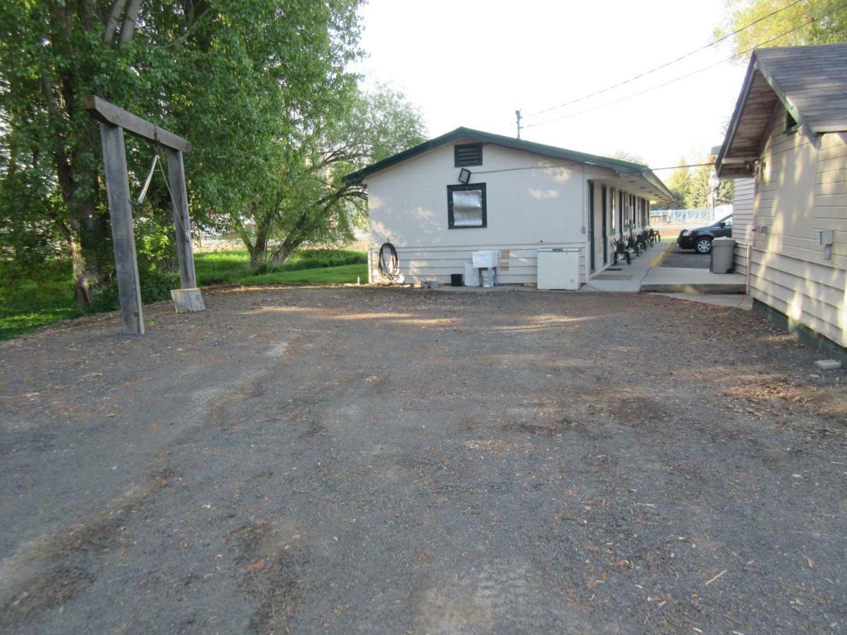 The Willows Motel Wilbur Luaran gambar