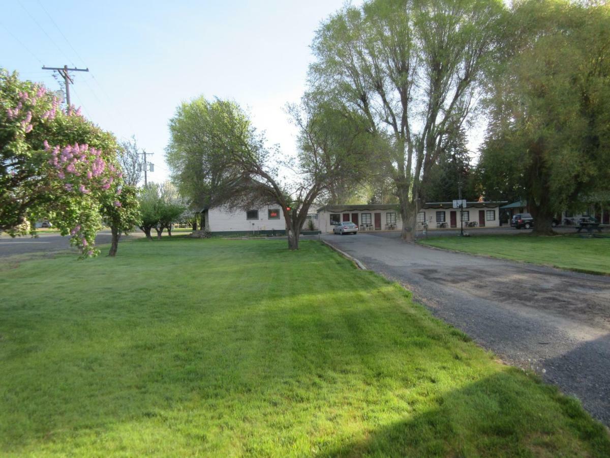 The Willows Motel Wilbur Luaran gambar
